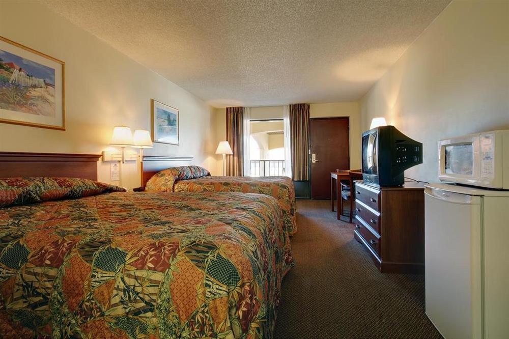 Americas Best Value Inn Ocean Inn St. Augustine Beach Room photo