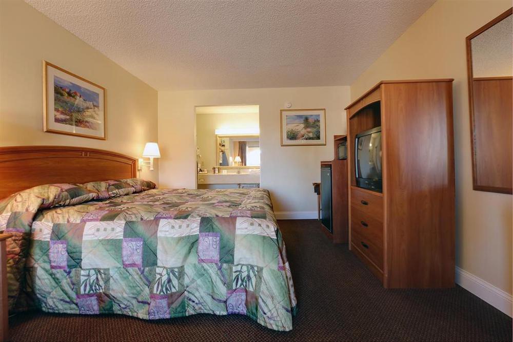 Americas Best Value Inn Ocean Inn St. Augustine Beach Room photo